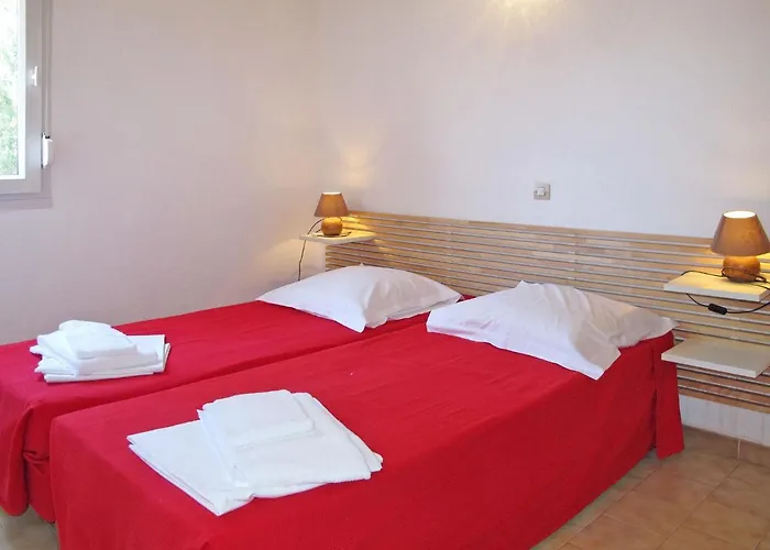 Thalassa-1 By Interhome Village de vacances